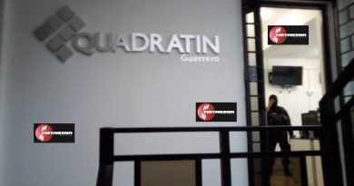 Trabajadores de la agencia Quadratín Guerrero suspenden labores por falta de pago.