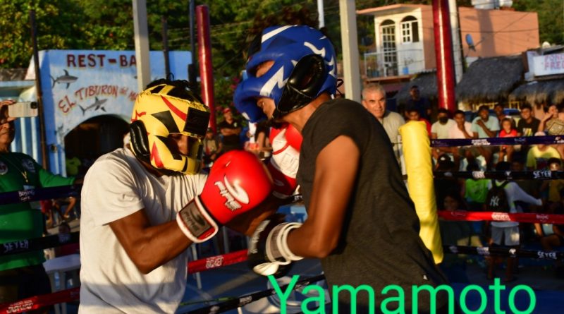 Promueven boxeo de excelencia en Puerto Marqués.
