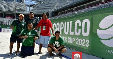 Feliz día del… ¿y dónde está el portero?: prensa en la arena del desierto y el futbol.