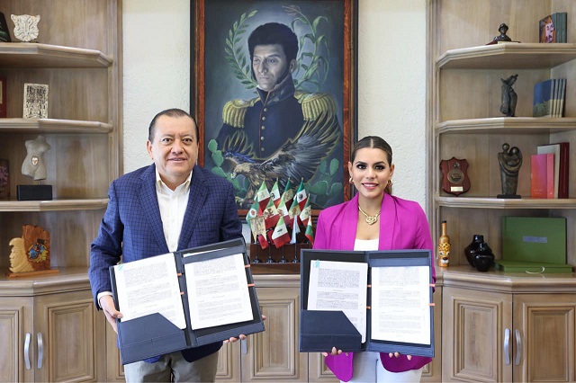 Javier Saldaña anuncia firma de convenio financiero con gobierno de Guerrero.