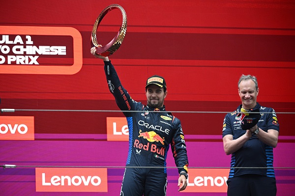 Sergio Pérez se mete a Top-diez de puntos ganados en Fórmula Uno